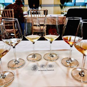 six glasses of sparkling wines